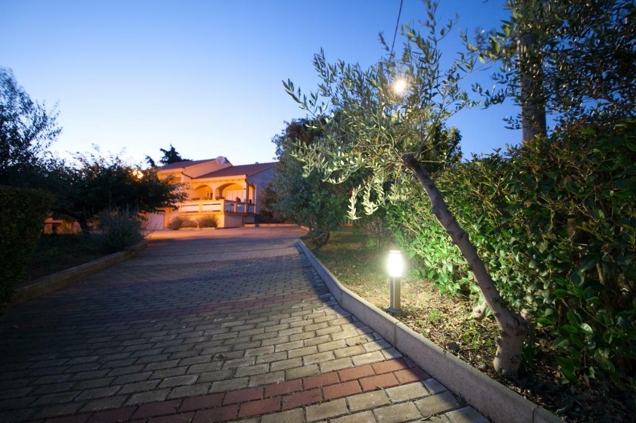 Holiday Home Antonio Dracevac Ninski Exterior foto
